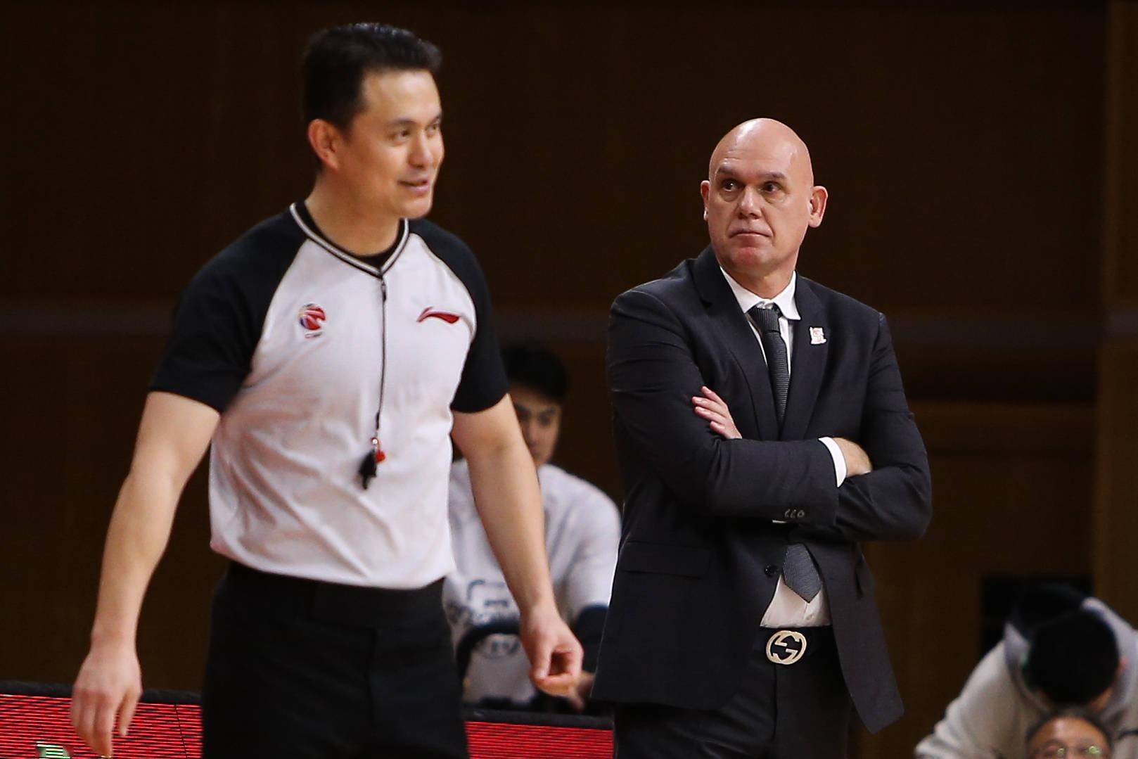 NBA常规赛倒计时,上海久事最后时刻主帅复盘,细节引发关注,目标明确,年轻球员获得机会 NBA常规赛倒计时,上海久事最后时刻主帅复盘,细节引发关注,目标明确,年轻球员获得机会