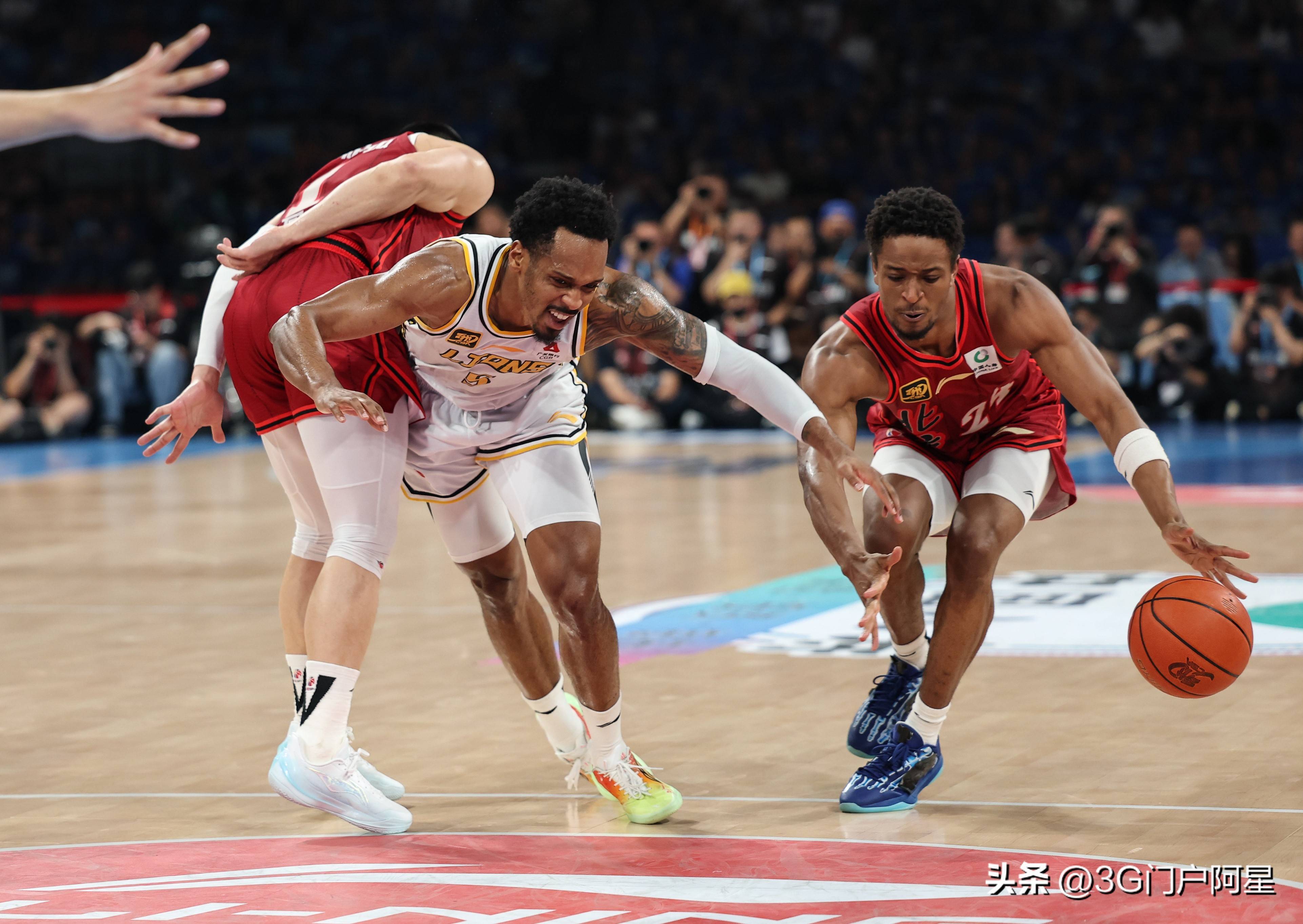 CBA常规赛倒计时;犹他爵士赛前门线救险;细节引发关注;赛场秩序良好;轮换策略成焦点的简单介绍 CBA常规赛倒计时;犹他爵士赛前门线救险;细节引发关注;赛场秩序良好;轮换策略成焦点的简单介绍