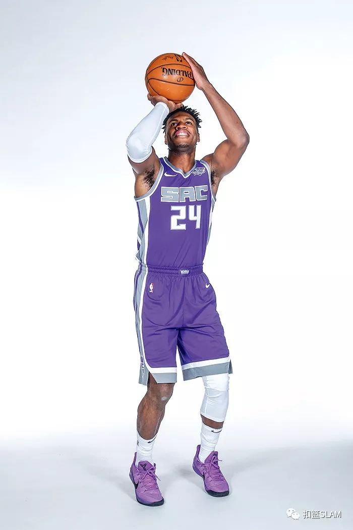 风云突变萨克拉门托国王集结日临场应变;NBA季后赛版图或变;球迷炸锅;高层口径保持一致(2024年4月12日勇士nba对阵开拓者推荐) 风云突变萨克拉门托国王集结日临场应变;NBA季后赛版图或变;球迷炸锅;高层口径保持一致(2024年4月12日勇士nba对阵开拓者推荐)