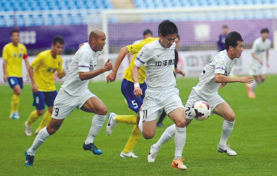 洛里昂主场对巴黎圣日耳曼 洛里昂主场对巴黎圣日耳曼