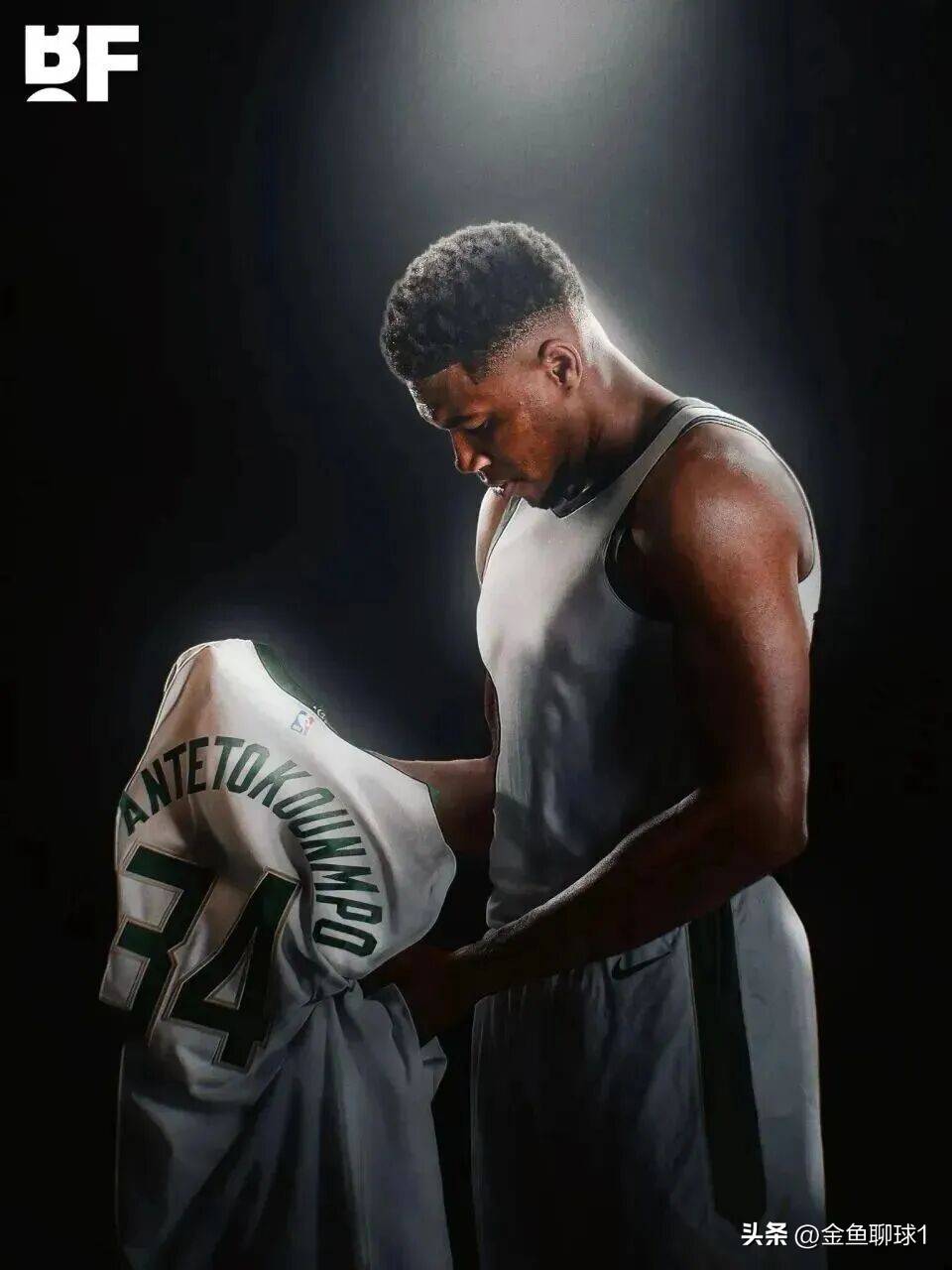 NBA总决赛冲刺阶段再迎强敌，密尔沃基雄鹿外线爆发，主帅态度——引发热议，年轻球员得到机会的简单介绍
